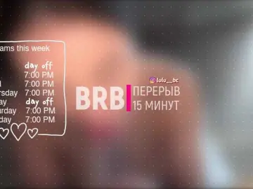 Lulumedvedeva  live sex cam