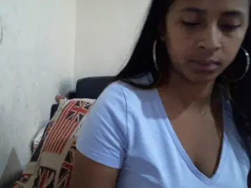 Prettiy21  live sex cam