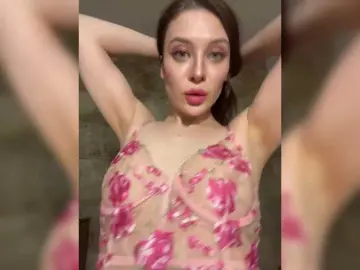 Azilanomi  live sex cam