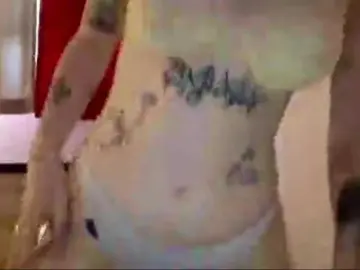 EmmyHot  live sex cam