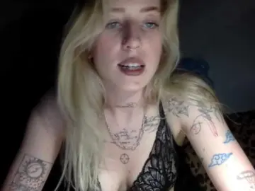 EmmyHot  live sex cam