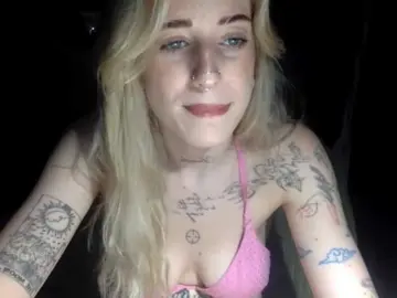 EmmyHot  live sex cam
