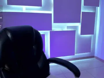 HannahJames  live sex cam