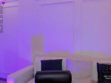 HannahJames  live sex cam