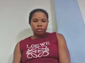Juliah1a  live sex cam