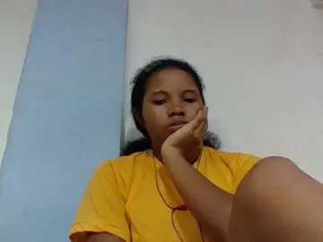 Juliah1a  live sex cam
