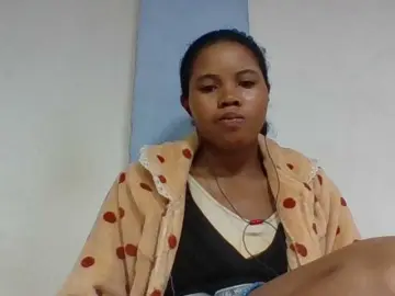 Juliah1a  live sex cam