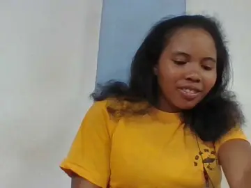 Juliah1a  live sex cam