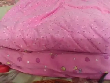 Juliah1a  live sex cam