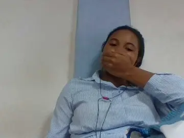 Juliah1a  live sex cam