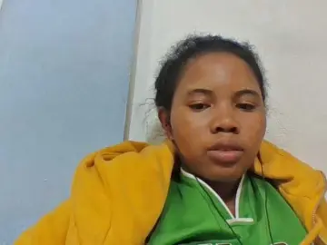 Juliah1a  live sex cam