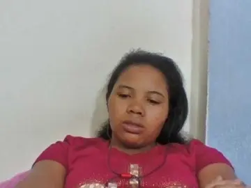 Juliah1a  live sex cam