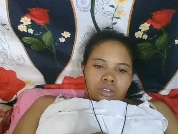Juliah1a  live sex cam