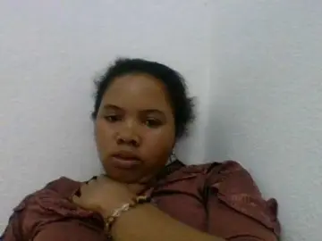 Juliah1a  live sex cam