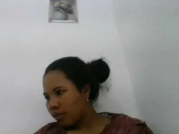 Juliah1a  live sex cam