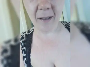 Klassnaya-1  live sex cam