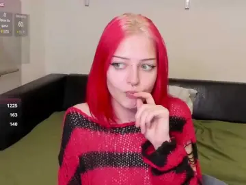 PetiteLIa  live sex cam