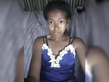 Priscahot  live sex cam