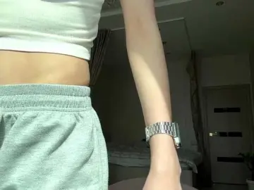 SunniCunningan  live sex cam