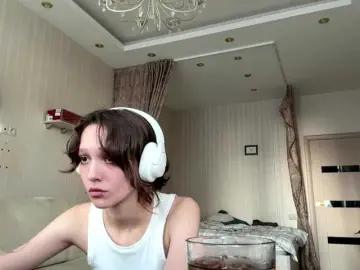 SunniCunningan  live sex cam