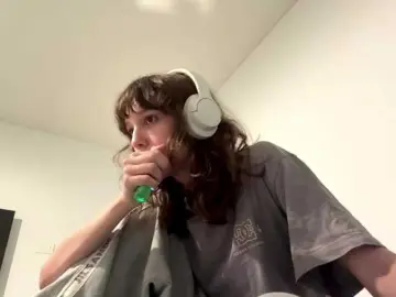 SunniCunningan  live sex cam
