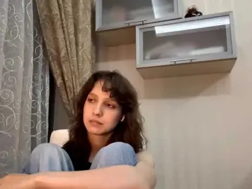 SunniCunningan  live sex cam
