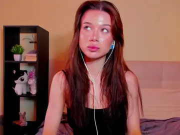 Tune-Godness  live sex cam