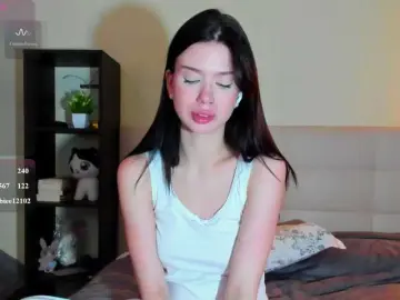 Tune-Godness  live sex cam