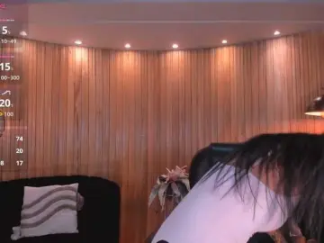 ArianaWest  live sex cam