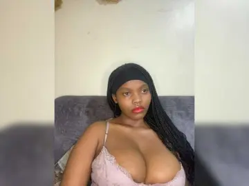 Curvy-maxy9  live sex cam