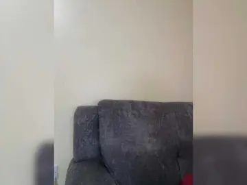 Curvy-maxy9  live sex cam