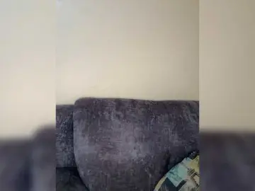 Curvy-maxy9  live sex cam