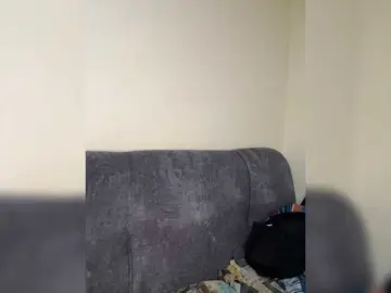 Curvy-maxy9  live sex cam