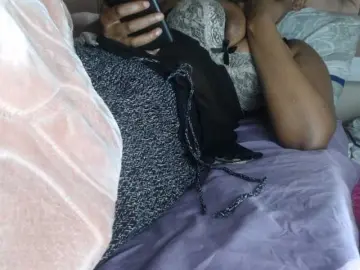 Curvy-maxy9  live sex cam