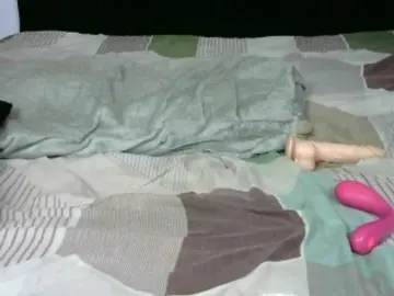 Drippqueen254  live sex cam