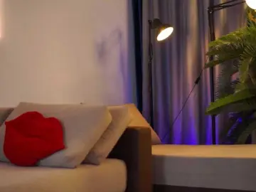 LisetteLuxe  live sex cam