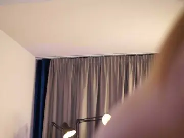 LisetteLuxe  live sex cam