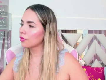 LunaBiely  live sex cam