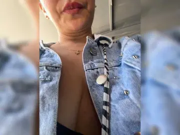 LunaBiely  live sex cam