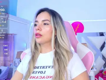 LunaBiely  live sex cam