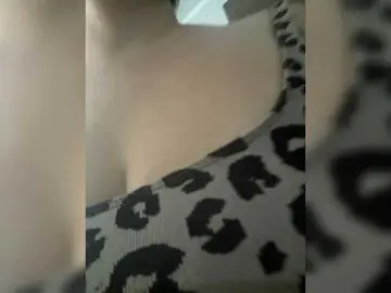 LunaBiely  live sex cam