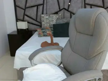AdharaC  live sex cam