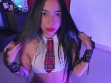 Littlekayla  live sex cam