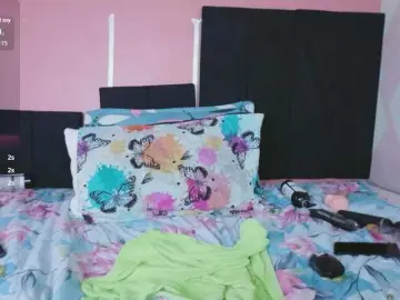 Missfoster  live sex cam