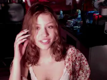 Suenya  live sex cam