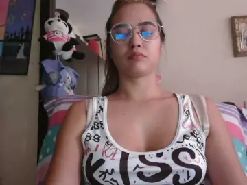 Trianabell  live sex cam