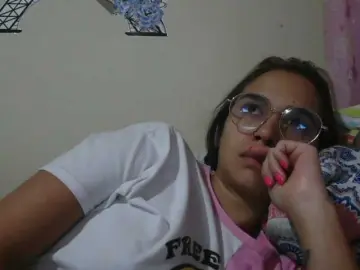 Trianabell  live sex cam