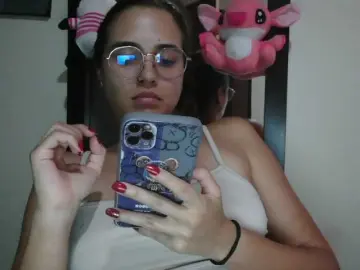 Trianabell  live sex cam
