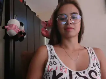 Trianabell  live sex cam