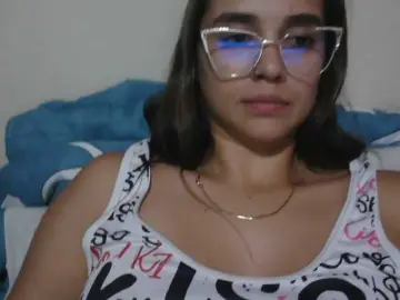Trianabell  live sex cam